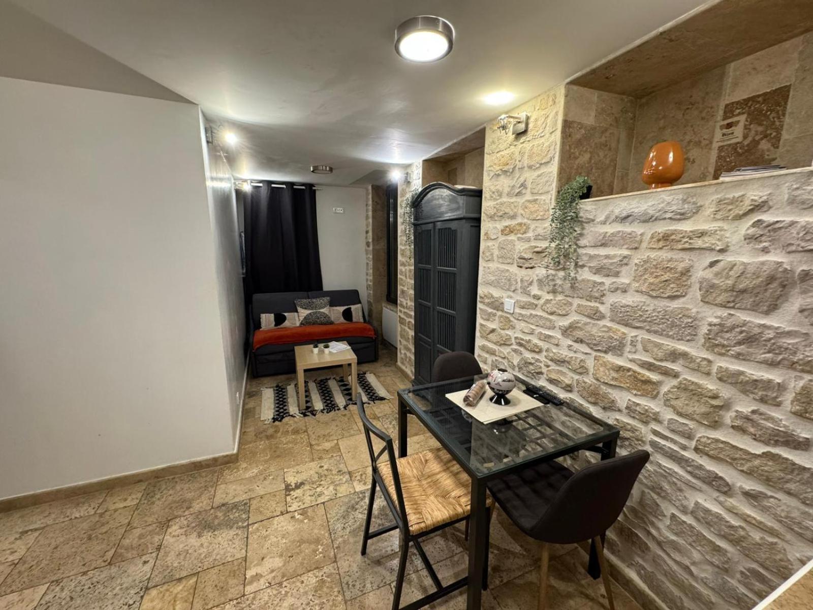De Charme Le Coin Cache Apartment